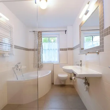 Reethaus Seeadler 公寓 *